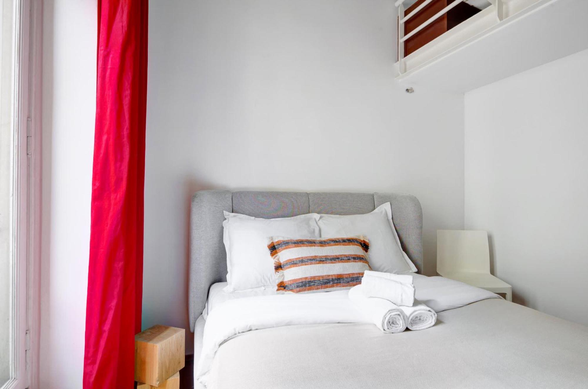 Apartment Bnbnova - Le Marais & Place De La Republique - 3br *