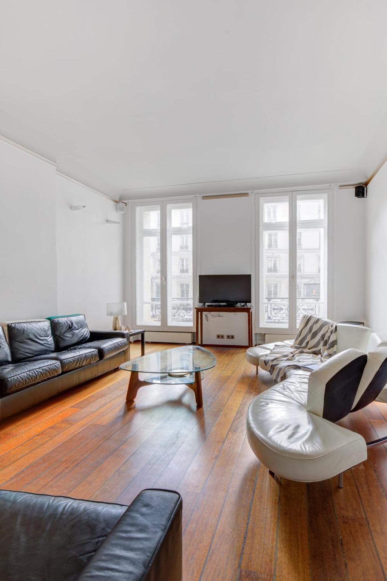 Bnbnova - Le Marais & Place De La Republique - 3br Apartment *