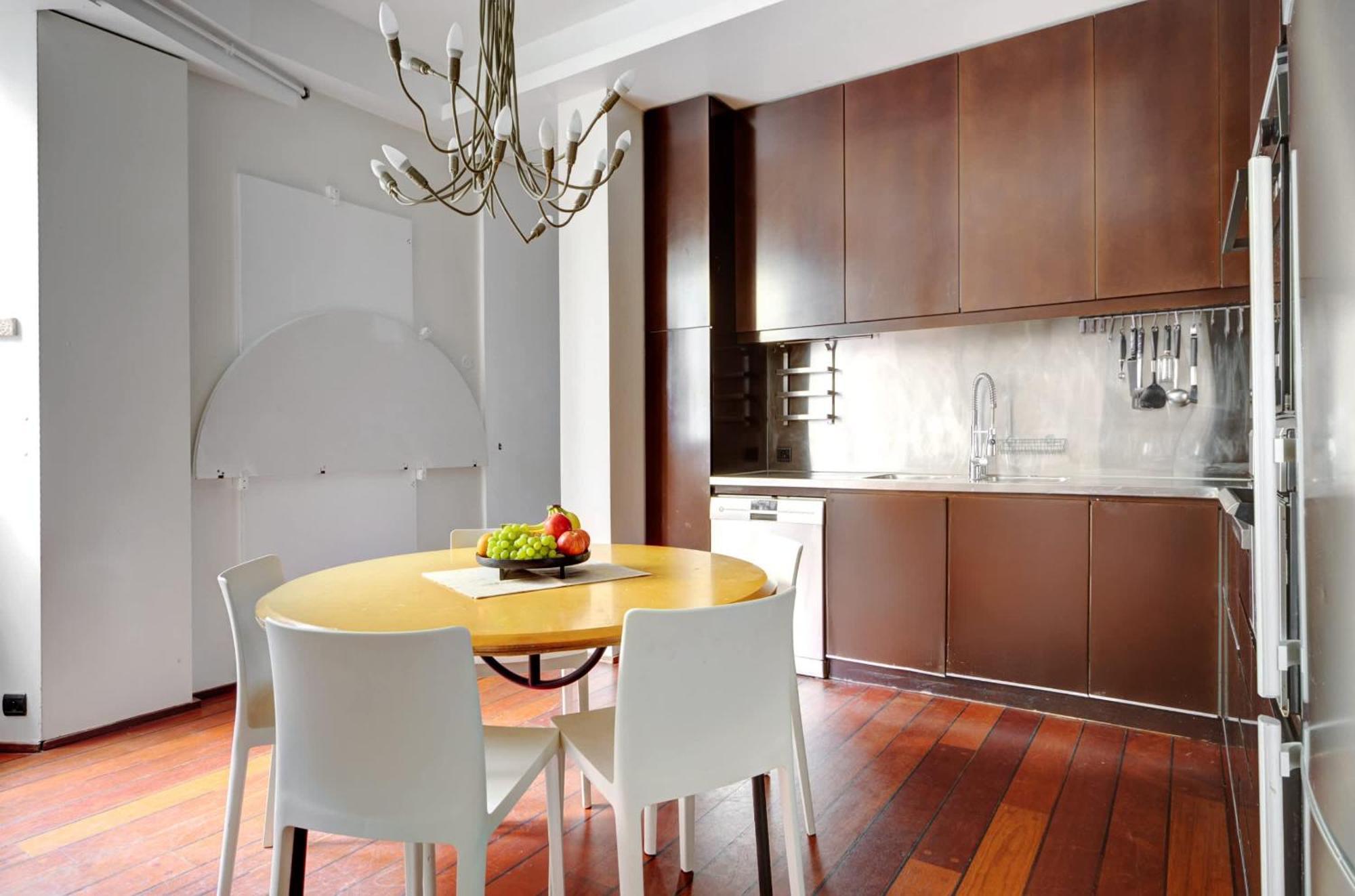 Bnbnova - Le Marais & Place De La Republique - 3br Apartment