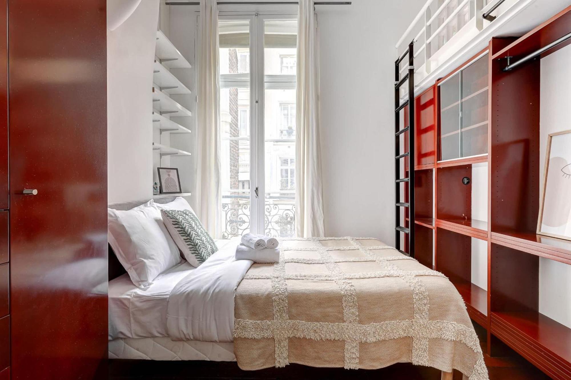 Bnbnova - Le Marais & Place De La Republique - 3br Apartment Paris